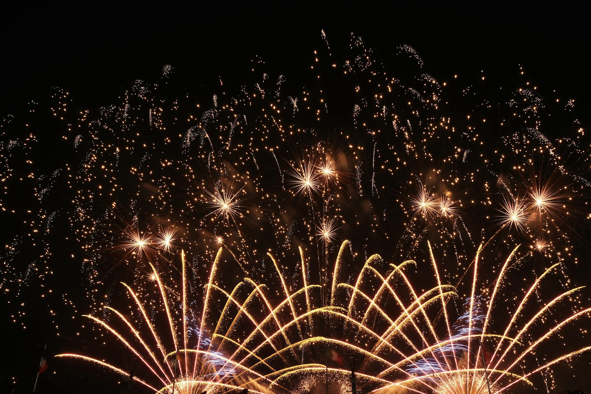 Fireworks over the Brandenburg Gate in Berlin on New Year's Eve